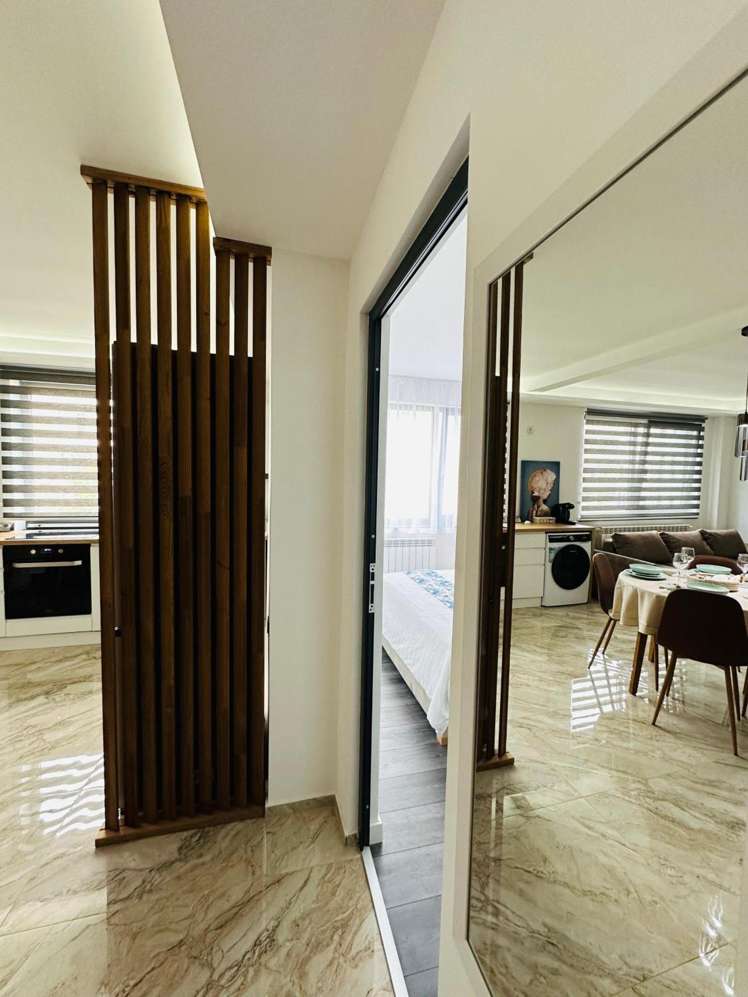 Amos Apartment-Ultracentral-Free Parking Cluj-Napoca Eksteriør billede